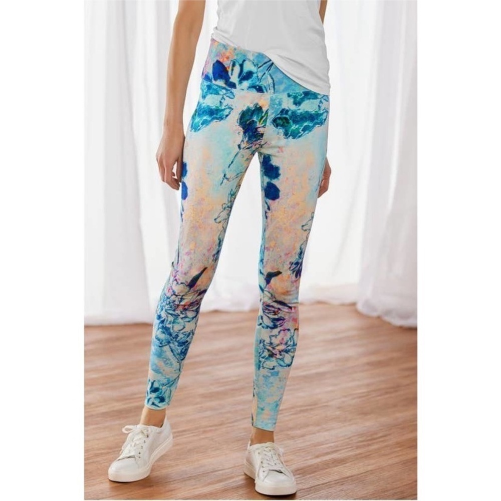 Soft surroundings blue watercolor floral leggings sz sm